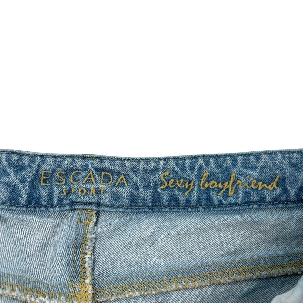 Escada Sport Light Wash Distressed Fringe Heart Released Hem Sexy Boyfriend Jean - Picture 10 of 15